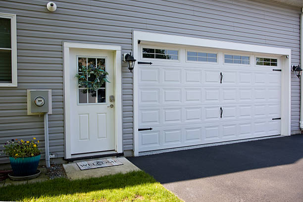 24/7 Emergency Garage Door Panel Replacement experts in Jefferson County County, WA